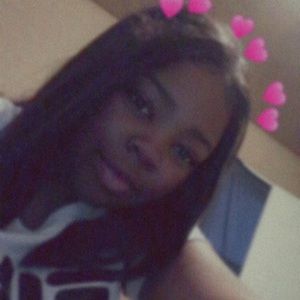 Meet your Posher, Briana